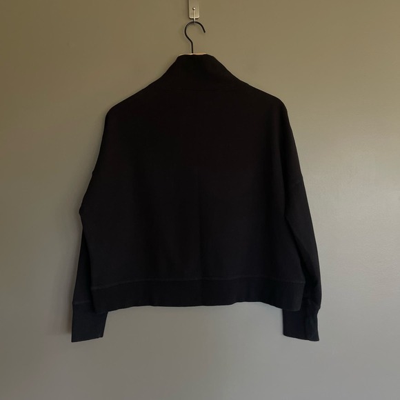 Vuori Cleo Sweatshirt Black Funnelneck Size Small Casual Comfortable Athletic - Picture 13 of 16
